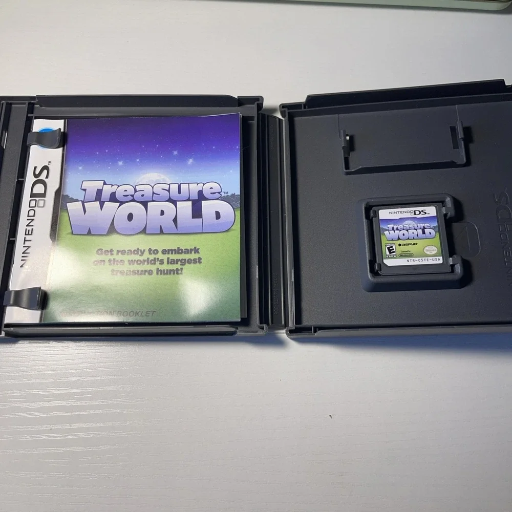 Nintendo DS Game Treasure World 2009 CIB